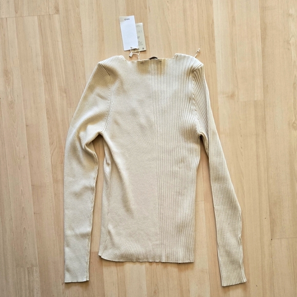 NWT Ribbed Sweater - Picture 4 of 5